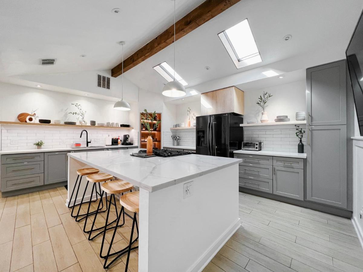 Open Airy Custom Designed Home - 2Kings - Sleeps 14 Houston Eksteriør bilde