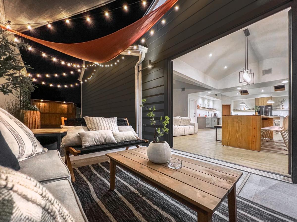 Open Airy Custom Designed Home - 2Kings - Sleeps 14 Houston Eksteriør bilde